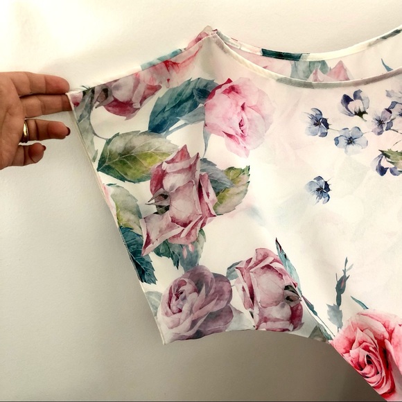 Floral Mini dress - Picture 11 of 11